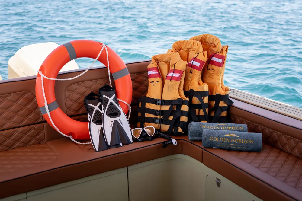 Private Premium Yacht Cruise 8